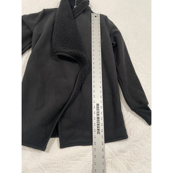 Abercrombie & fitch Womens Black Fuzzy Sweater/Cardigan/Jacket size Small - Picture 7 of 8